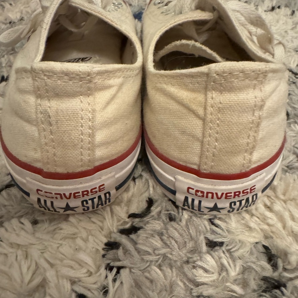 old retro converse 8